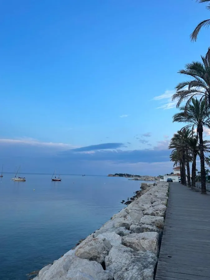 Bandol : Tres Bel Appartement Avec Grande Terrasse Et Vue Exceptionnelle Sur Mer Apartment