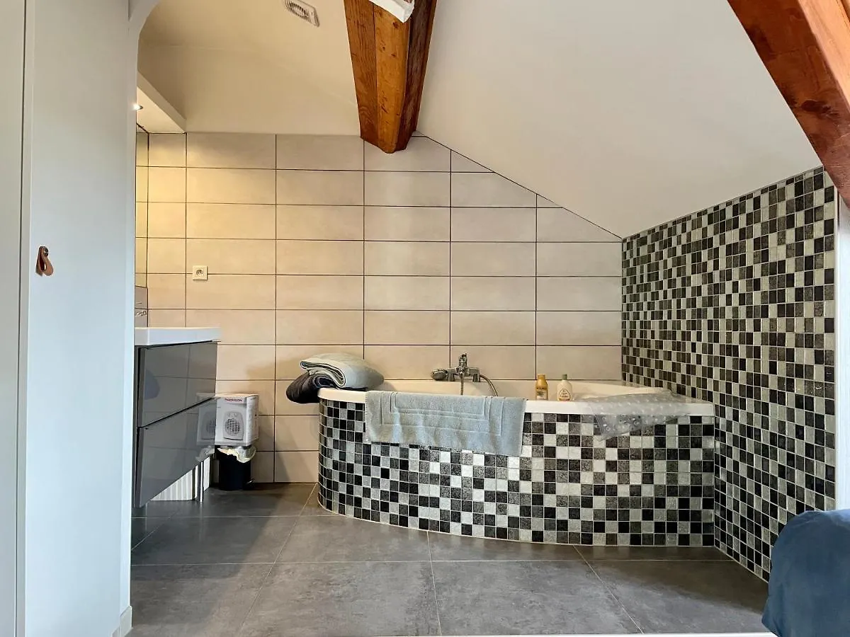 Bandol : Tres Bel Appartement Avec Grande Terrasse Et Vue Exceptionnelle Sur Mer